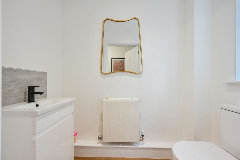 Additional image 5 of 3 bed property for saleKing Edward Street, Ashbourne DE6