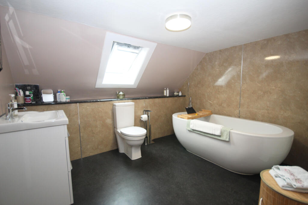 Additional image 15 of South View, 4 Haig Street, Portknockie
