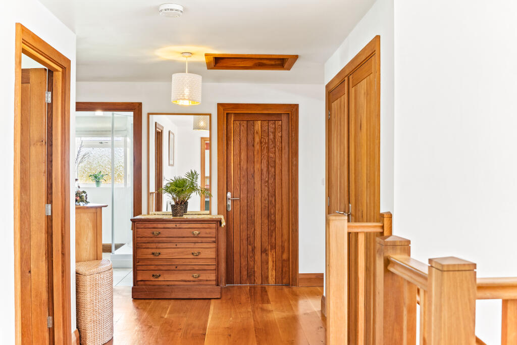 Additional image 11 of Sunny Hill, Bruton, Somerset, BA10 0NW