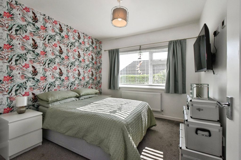 Additional image 10 of 3 bed bungalow for saleHendre Road, Tycroes, Ammanford, Carmarthenshire SA18