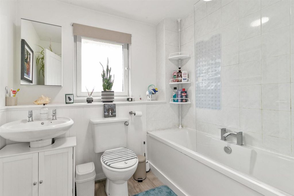 Additional image 17 of 2 bed terraced house for saleAshley Rise, Bonhill, Alexandria G83
