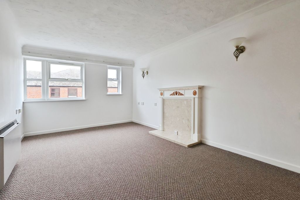Additional image 9 of 1 bed flat for saleElmwood Court, High Street, Baldock SG7