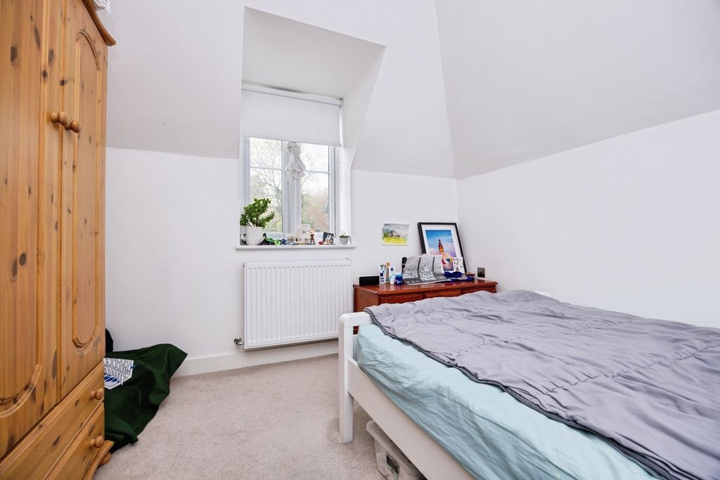 Additional image 8 of 2 bed maisonette for saleEggars Hill, Aldershot, Hampshire GU11
