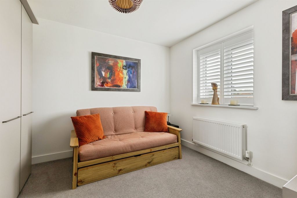 Additional image 10 of 4 bed link detached house for saleLinnet Drive, Attleborough NR17