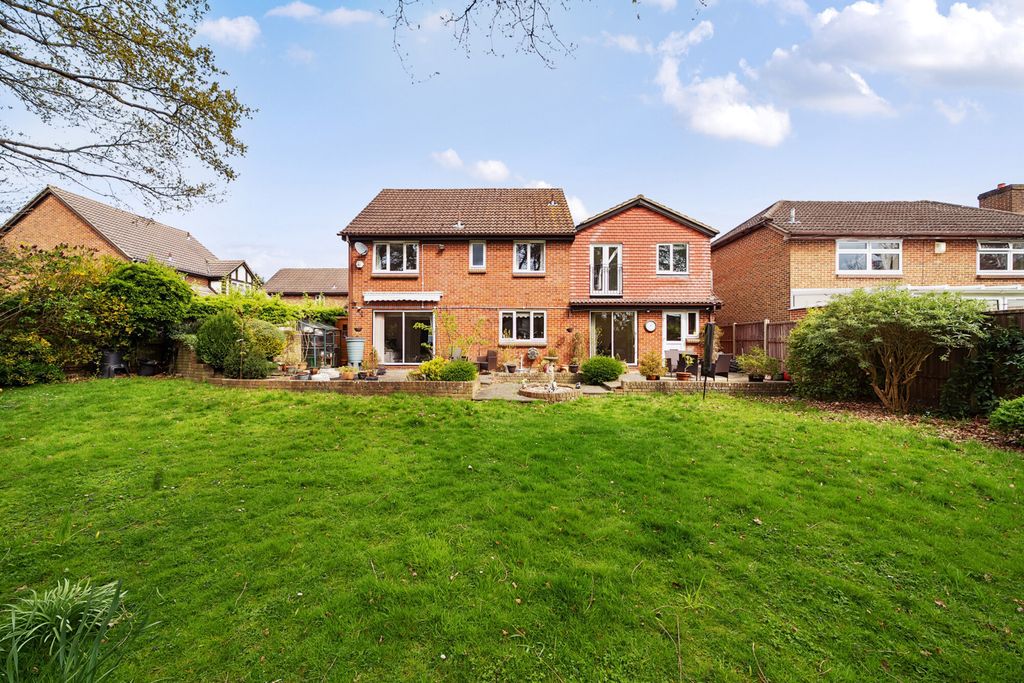 Additional image 16 of 6 bed detached house for saleFerguson Close, Bromley BR2