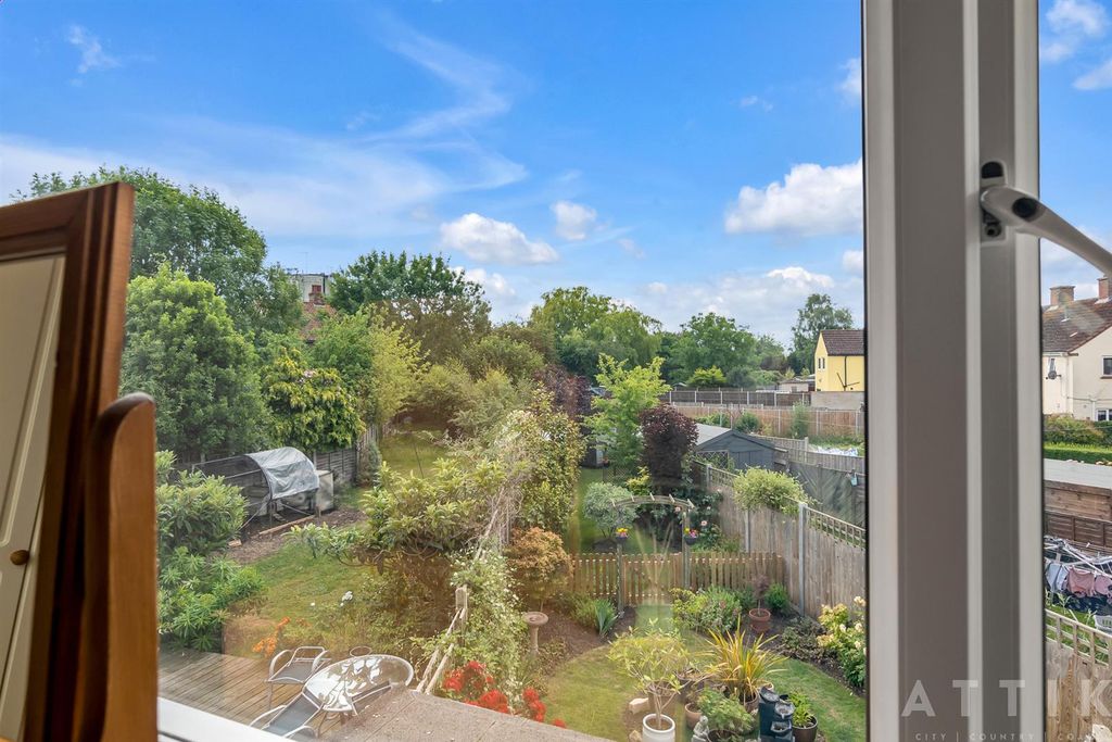 Additional image 32 of 4 bed semi-detached house for saleUpper Avenue, Halesworth IP19