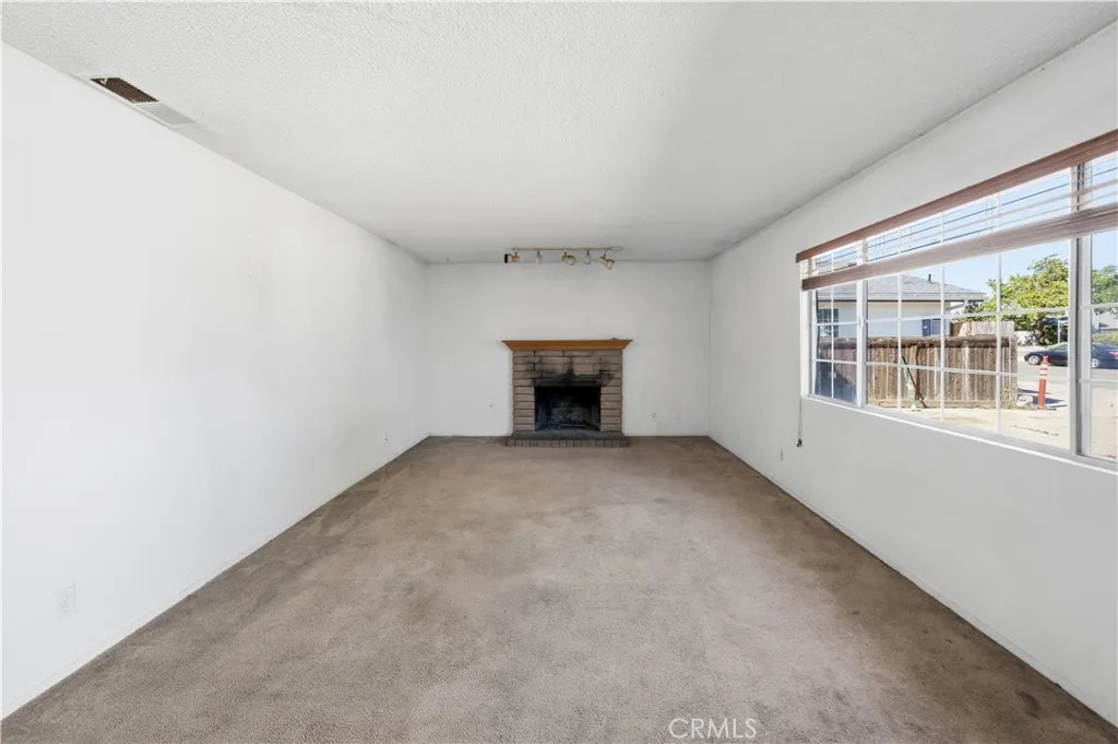 Additional image 6 of 1123 Valerie St, Santa Maria, CA 93454