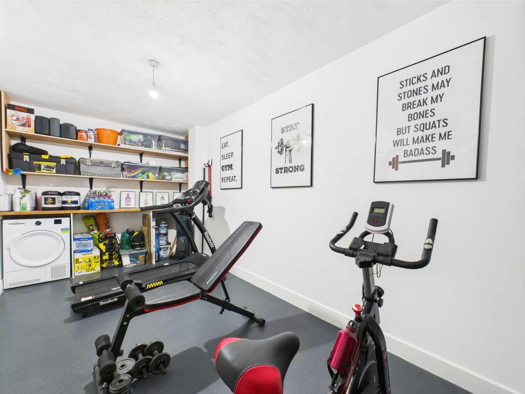 Additional image 4 of 4 bed terraced house for salePark Square, Ashton-Under-Lyne OL6