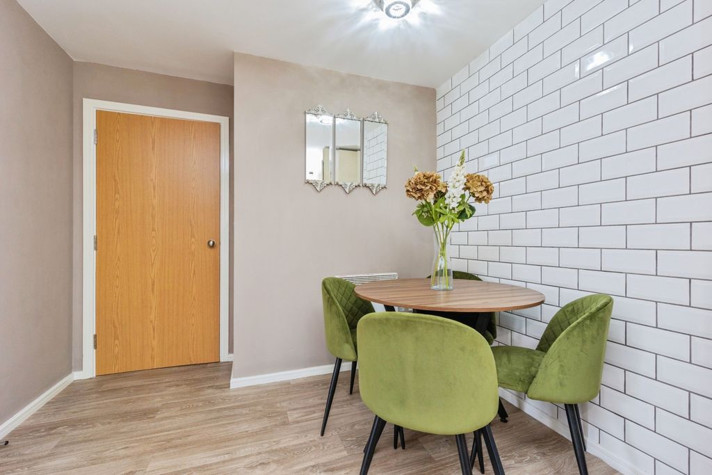 Additional image 5 of 2 bed flat for saleBramble Court, Stalybridge SK15