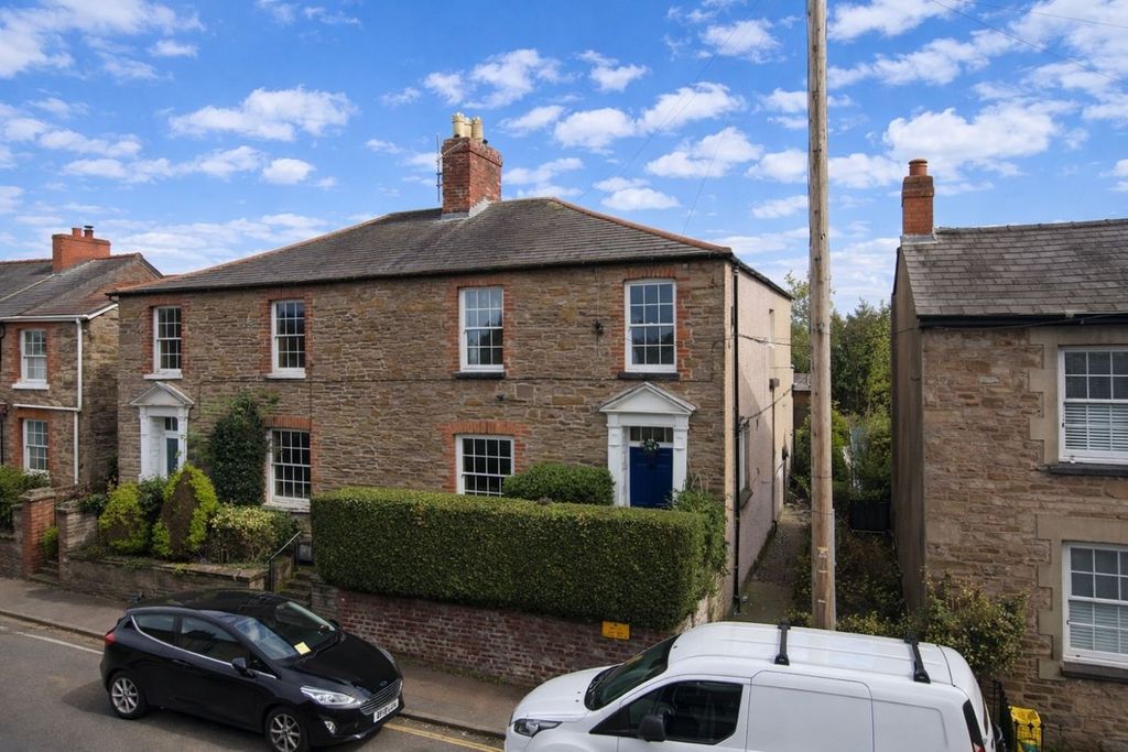 3 bed semi-detached house for saleMerthyr Road, Abergavenny NP7