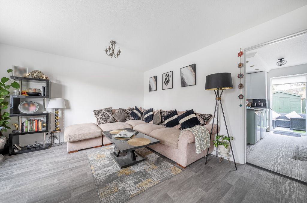 Additional image 14 of 3 bed end terrace house for saleWoking, Surrey GU21