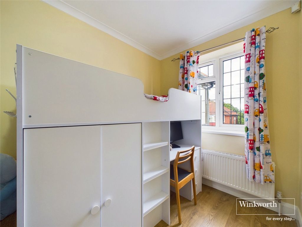 Additional image 9 of 5 bed semi-detached house for saleConiston Gardens, Kingsbury, London NW9