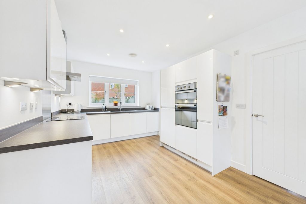 Additional image 10 of 4 bed detached house for saleHarebell Road, Attleborough NR17
