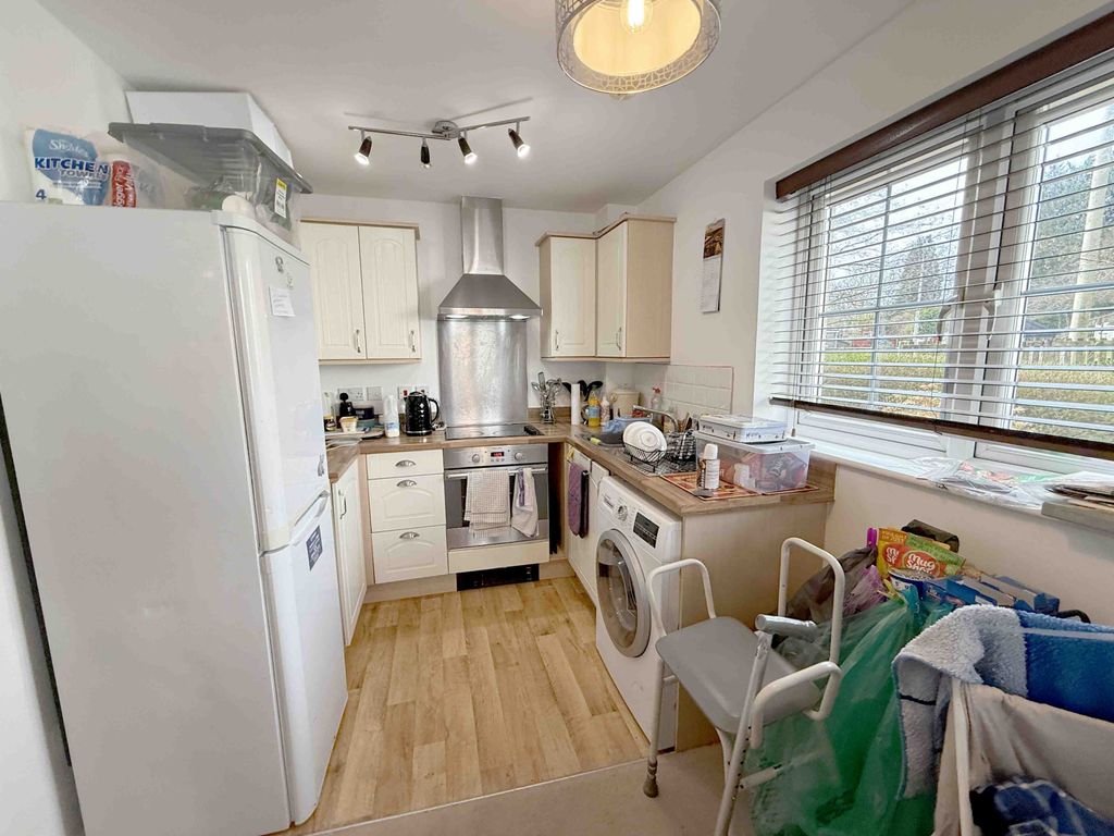Additional image 5 of 2 bed flat for saleVillage Drive, Gorseinon SA4