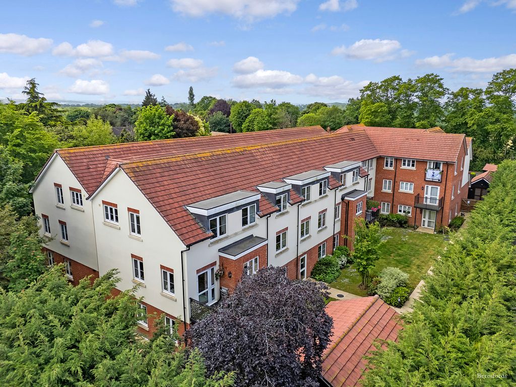 Additional image 4 of 1 bed flat for saleLaindon Road, Billericay CM12