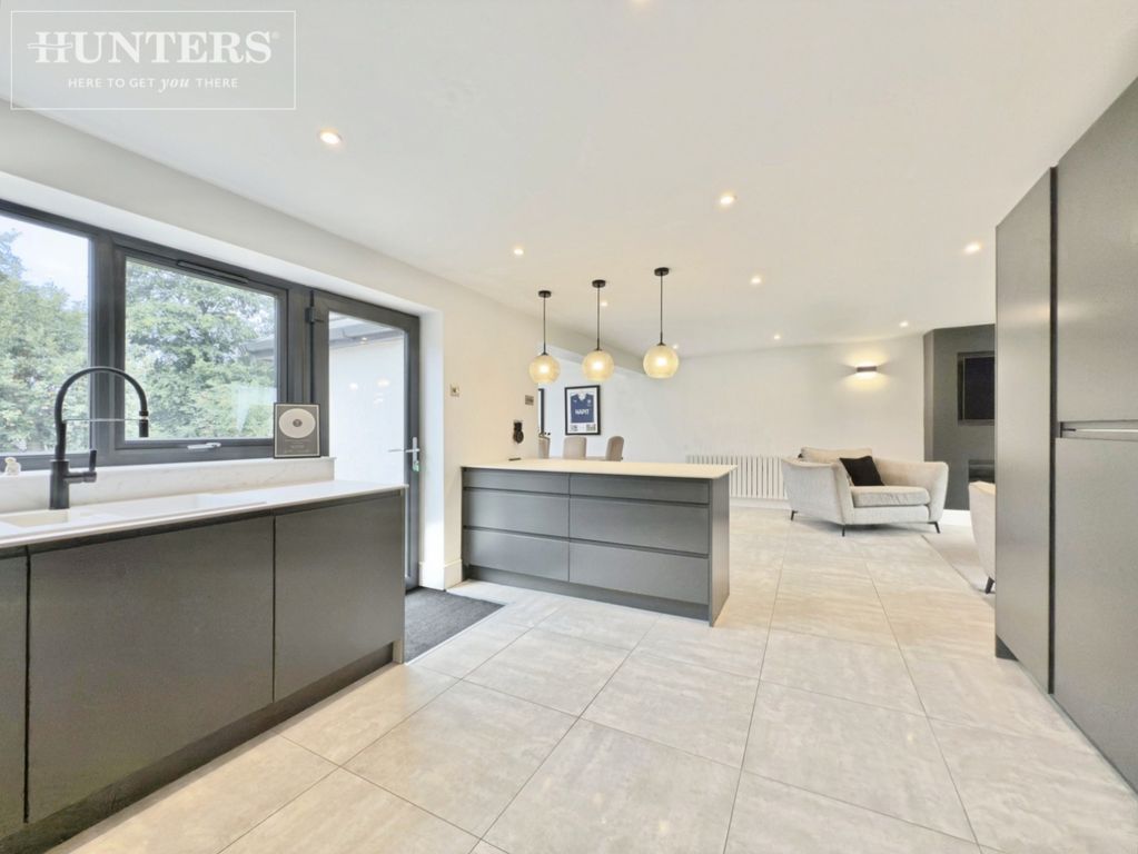 Additional image 5 of 5 bed detached house for saleFarmhouse Lane, Pogmoor, Barnsley S75