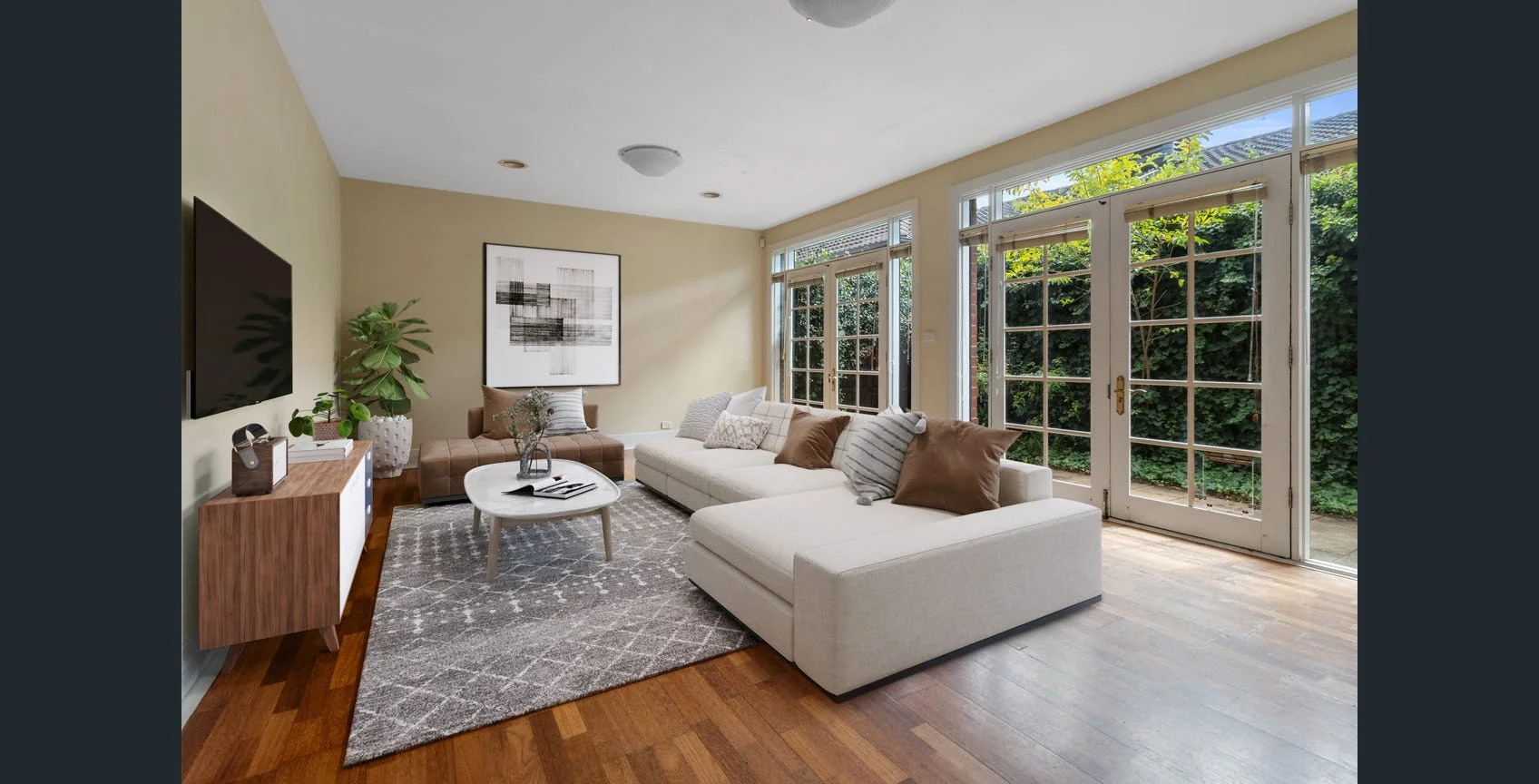 Additional image 2 of 2/33 Peate Avenue, Glen Iris VIC 3146