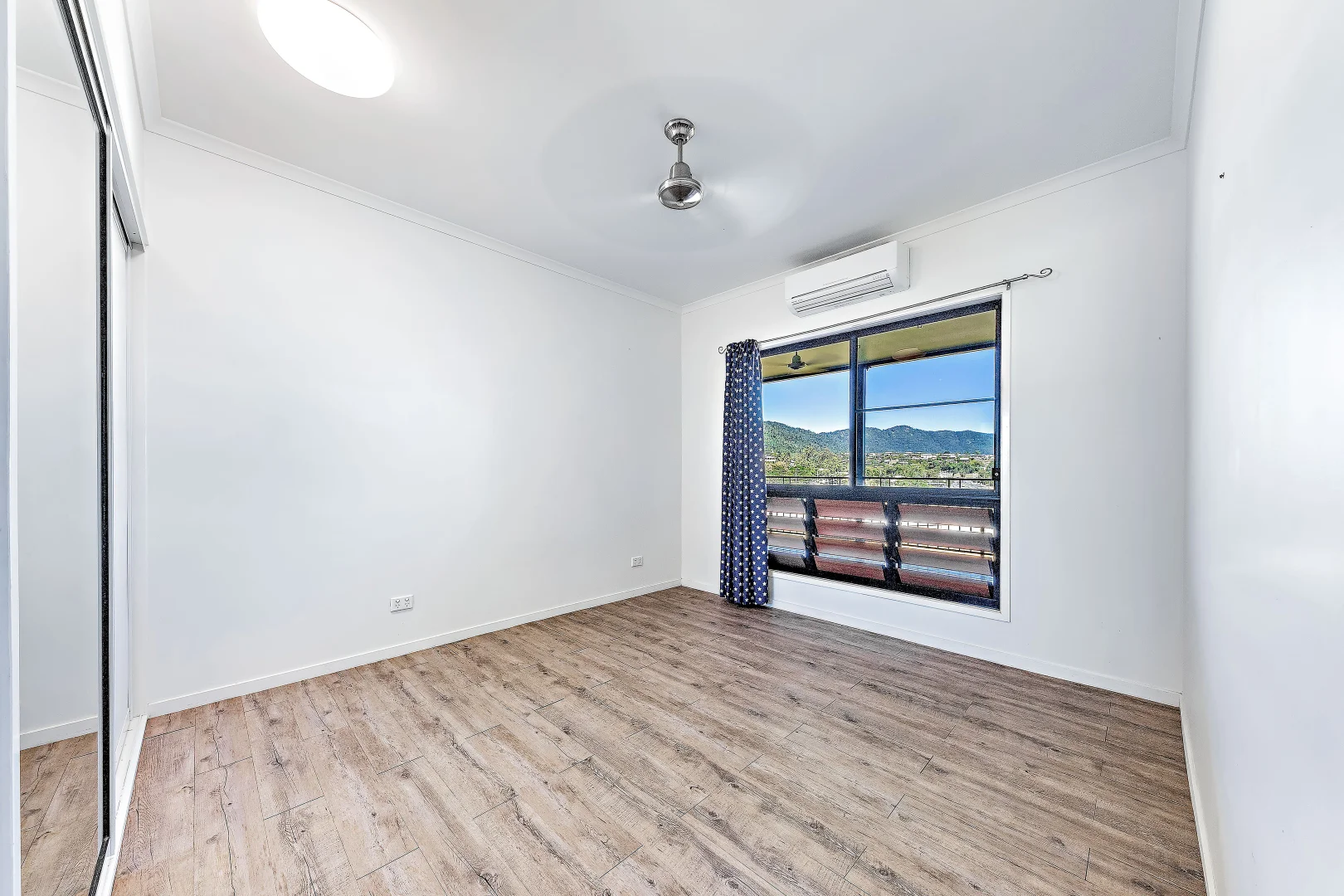 Additional image 7 of 13 Beth Court, Cannonvale QLD 4802