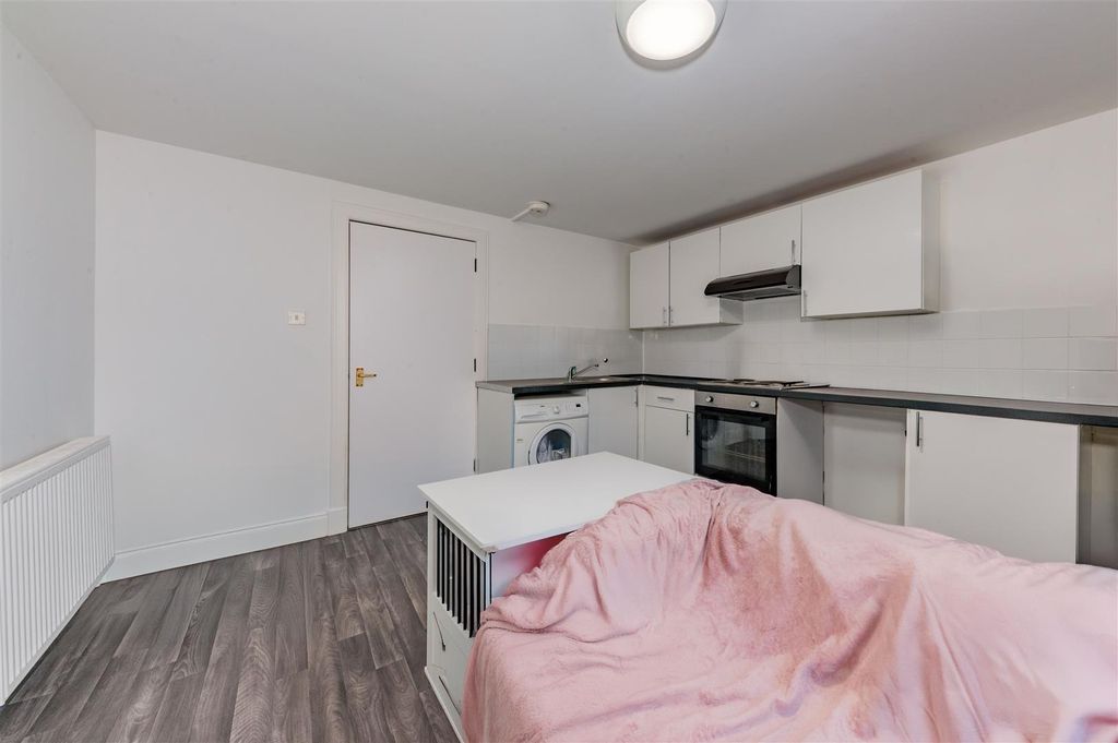 Additional image 5 of 1 bed flat for saleWest Grimsby, Arbroath DD11