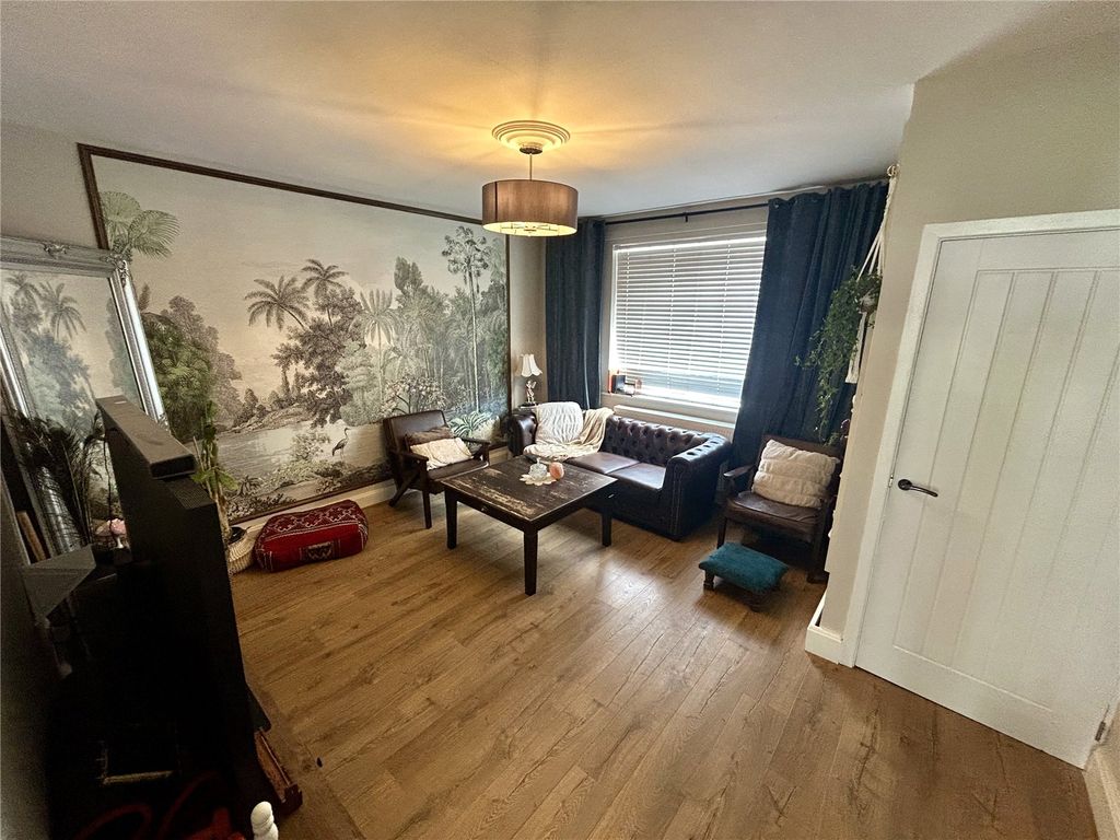 Additional image 4 of 4 bed semi-detached house for saleSmallshaw Lane, Ashton-Under-Lyne, Greater Manchester OL6