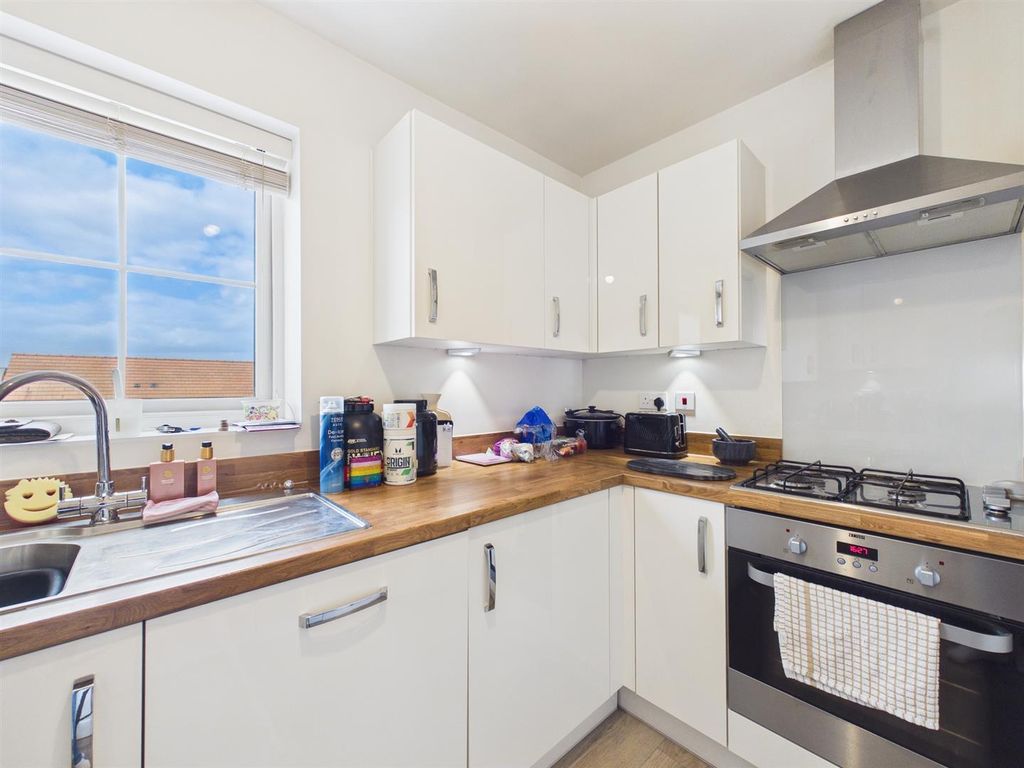Additional image 4 of 2 bed flat for saleTeasel Street, Kingsbrook, Aylesbury HP22