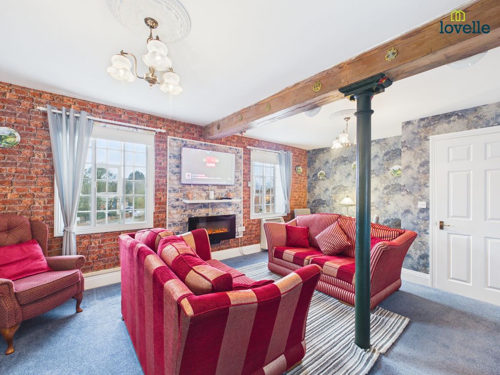 Additional image 2 of 2 bed flat for saleCaistor Road, Market Rasen LN8