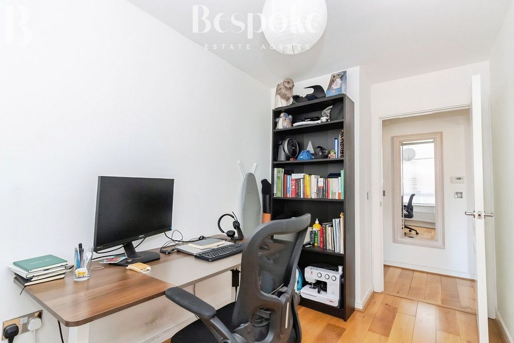 Additional image 16 of 2 bed flat for saleWhitley Rise, Reading RG2