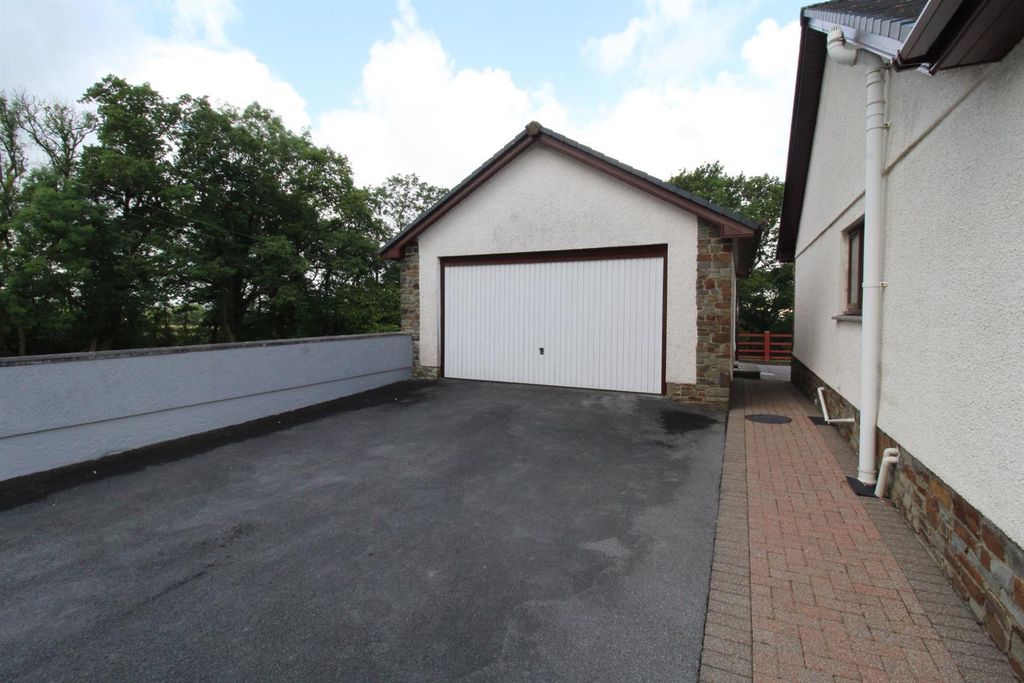 Additional image 21 of 3 bed detached bungalow for saleMaerdy Road, Betws, Ammanford SA18