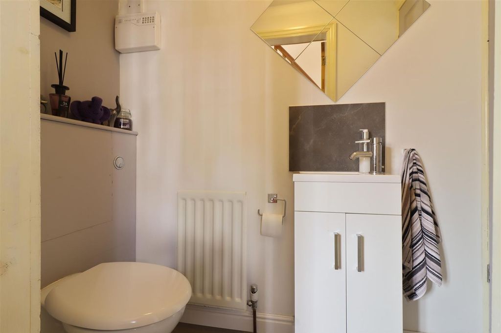Additional image 12 of 3 bed detached house for saleTapton View Road, Chesterfield S41