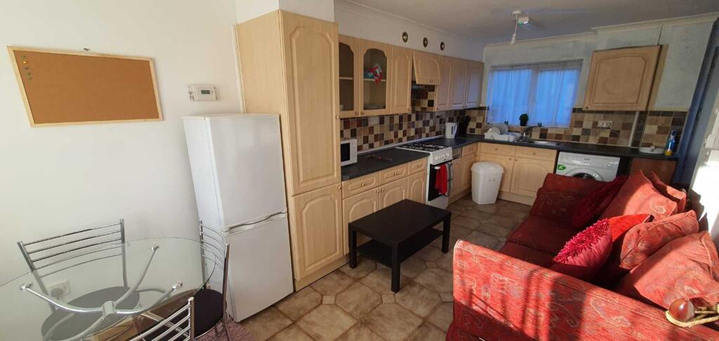Additional image 3 of X1 Room available, Pooltail Walk, Northfield, Birmingham, B31