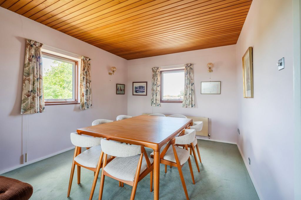 Additional image 4 of 3 bed flat for saleMaltsters Way, Oulton Broad NR32