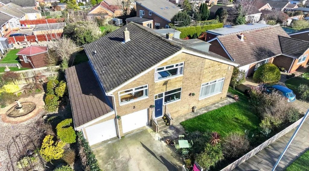Additional image 2 of 5 bed detached house for saleWhitehouse Road, Wolviston Court, Billingham TS22