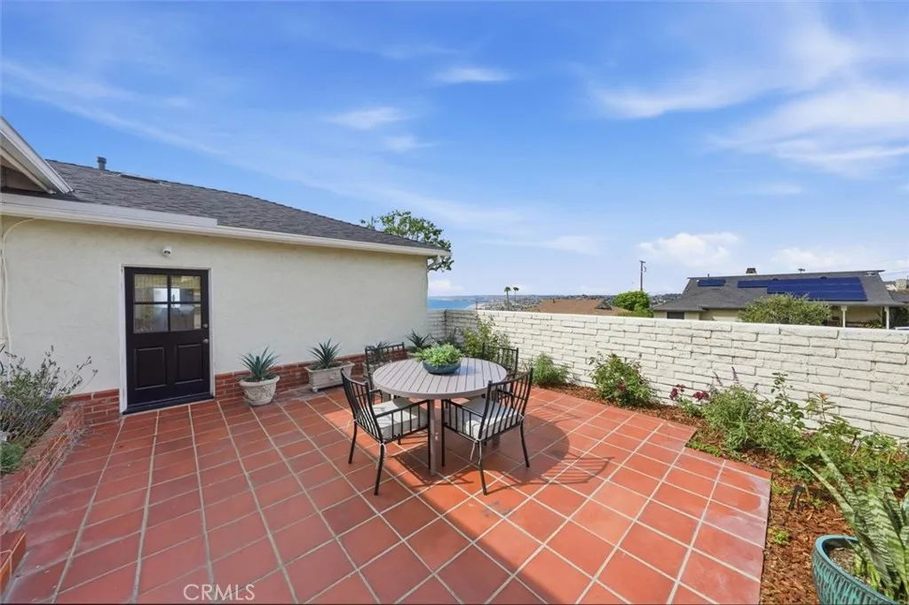420 Via Malaga, Redondo Beach, CA 90277 photo 5