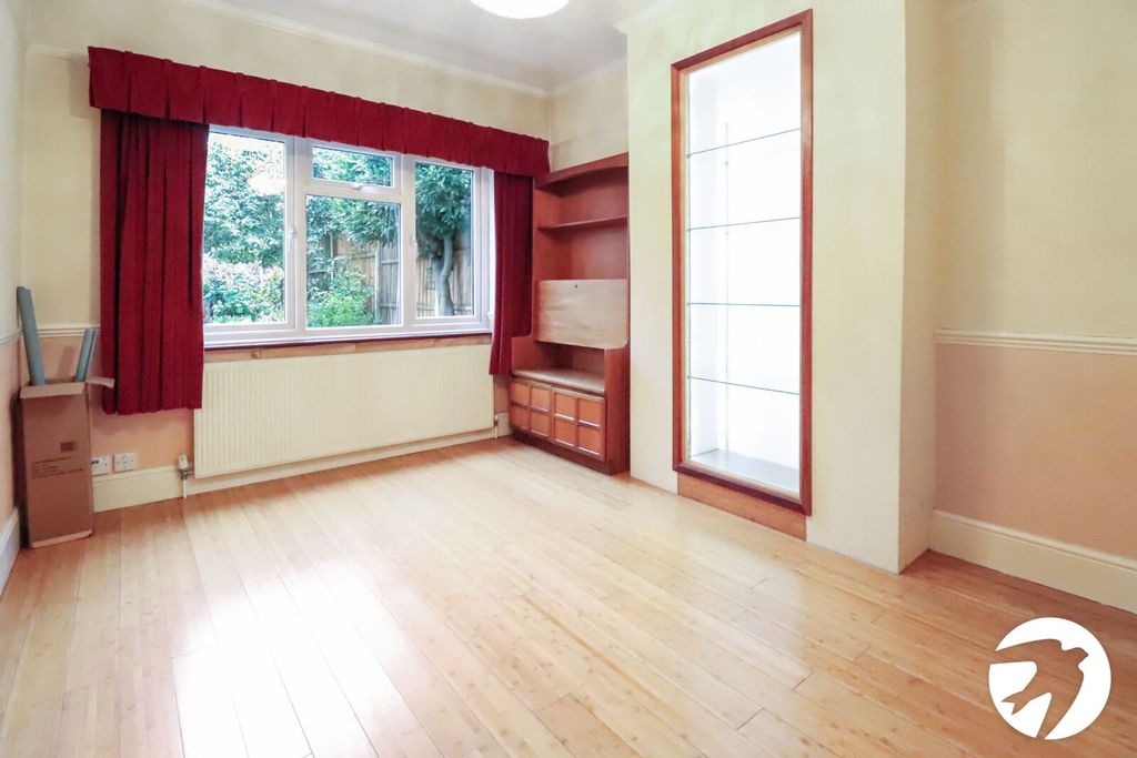 Additional image 4 of 5 bed semi-detached house for saleHolmhurst Road, Belvedere DA17