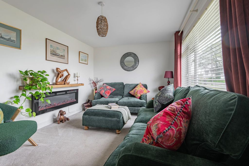 Additional image 7 of 3 bed semi-detached house for saleRed House Lane, Leiston IP16
