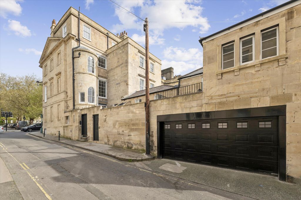 Additional image 16 of 5 bed town house for saleQueen Square, Bath, Somerset BA1