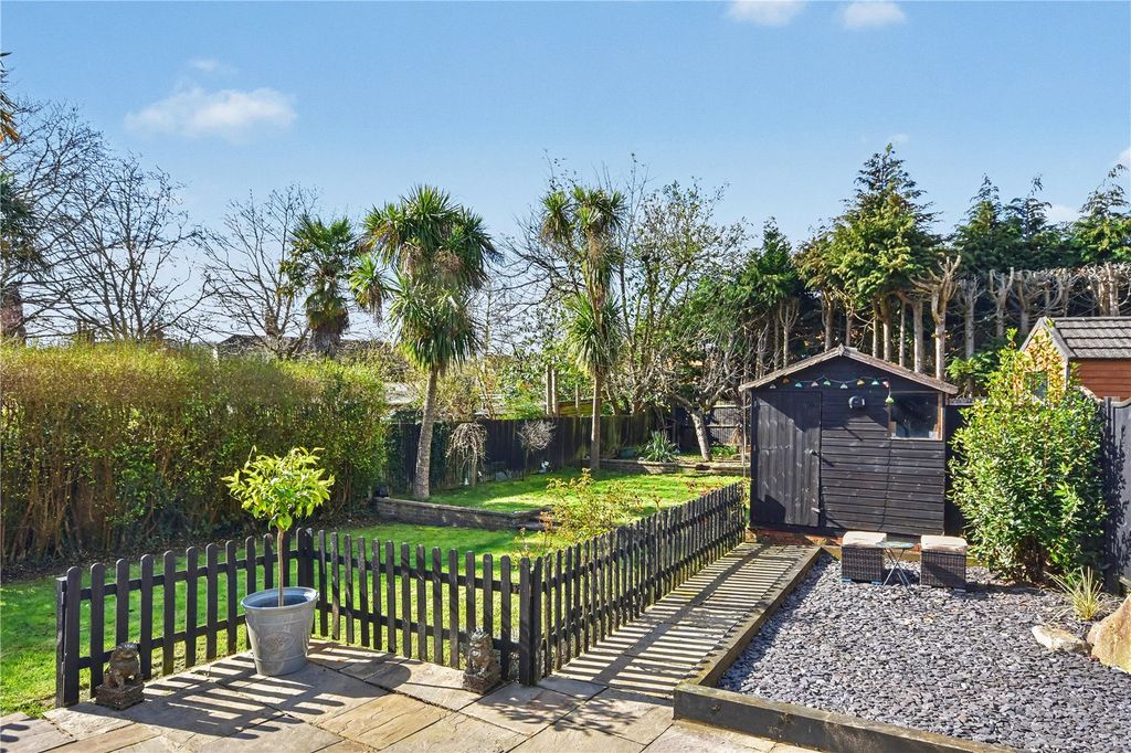 Additional image 17 of 4 bed detached house for saleYork Road, Aldershot, Hampshire GU11