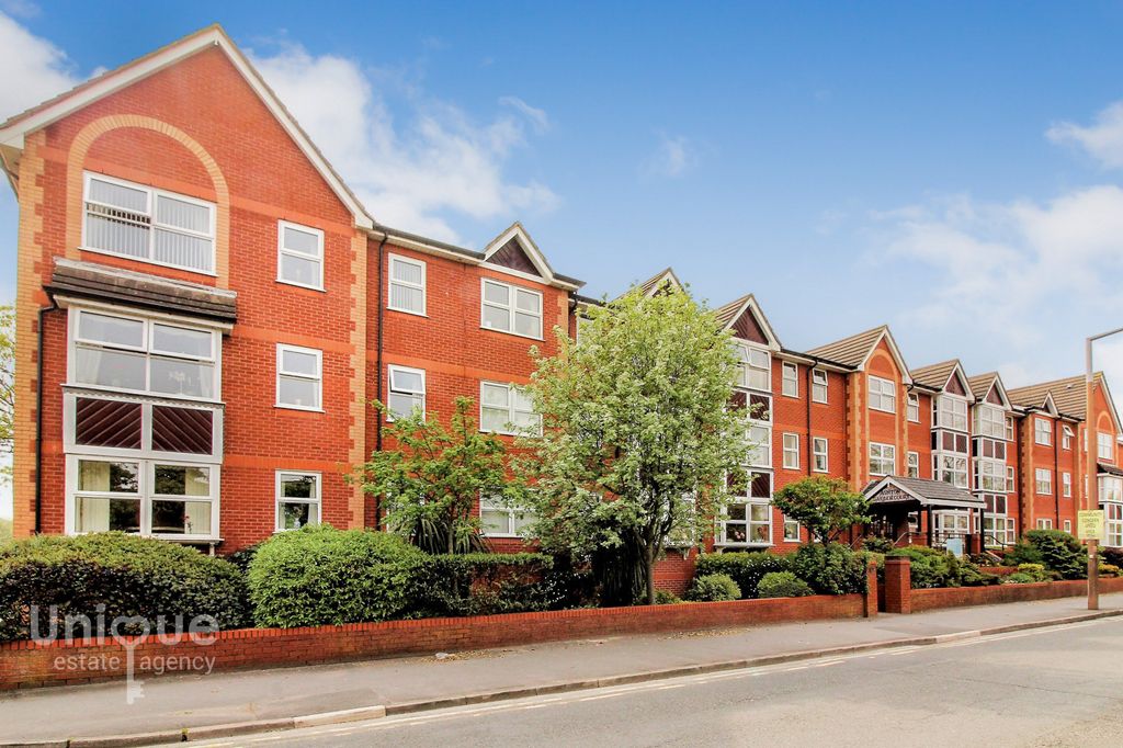 2 bed flat for saleAshton Garden Court, St. Andrews Road North, Lytham St. Annes FY8