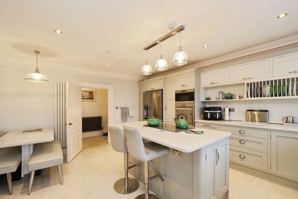 Additional image 4 of 2 bed flat for saleThe Mansion Aston Hall Drive, Aston-On-Trent, Derby DE72