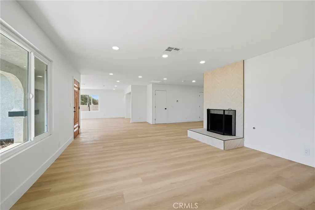 Additional image 11 of 20950 Warren Rd, Perris, CA 92570