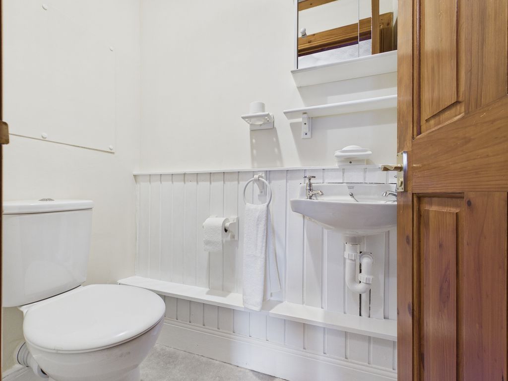 Additional image 9 of 3 bed flat for sale21H Shuna Terrace, Oban PA34