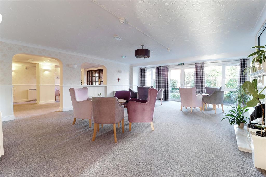 Additional image 9 of 2 bed flat for saleWest End, Swanland HU14