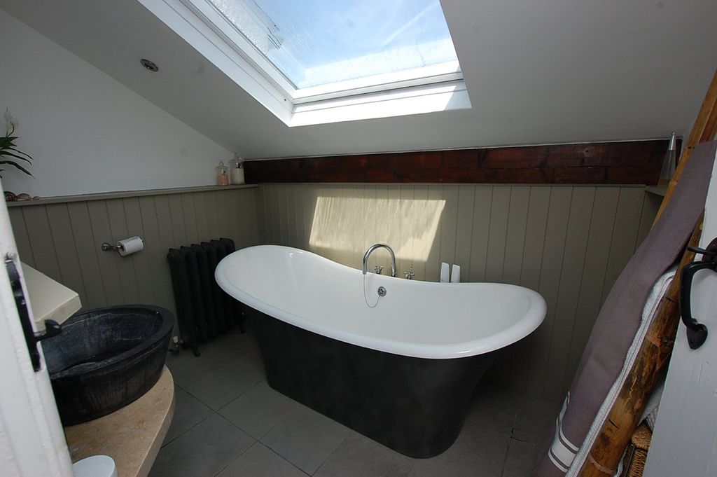 Additional image 23 of 4 bed end terrace house for saleKings Road, Ashton-Under-Lyne, Greater Manchester OL6