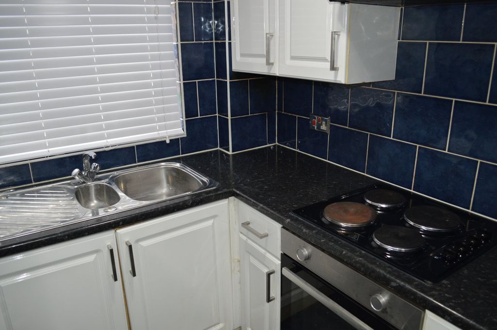 Additional image 7 of 1 bed flat for saleFerro Road, Rainham RM13