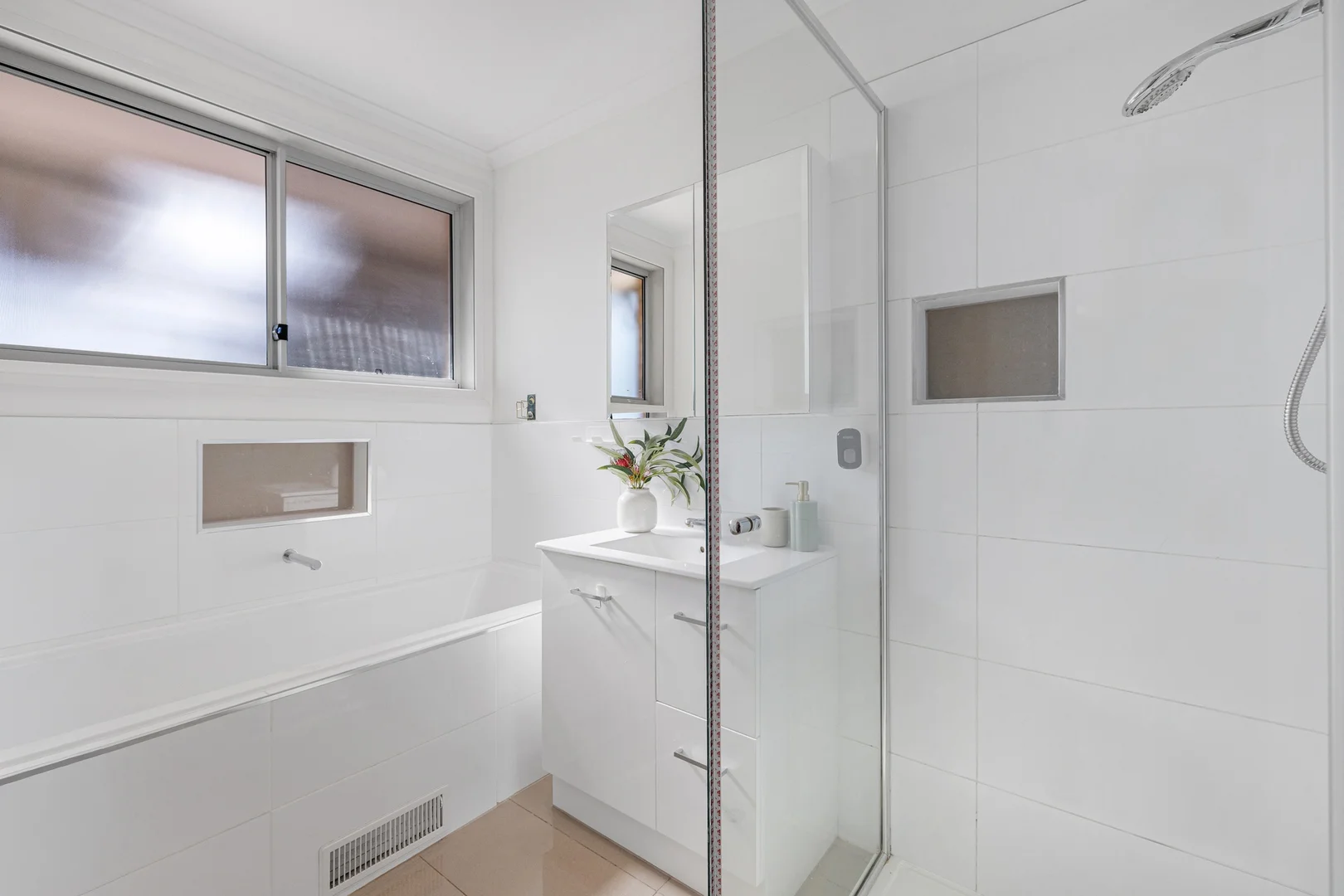 Additional image 16 of 8 Barclay Court, Mulgrave VIC 3170