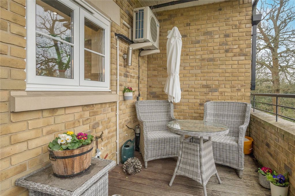 Additional image 15 of 3 bed flat for saleAmara Lodge, 371 Cockfosters Road, Cockfosters, Barnet EN4