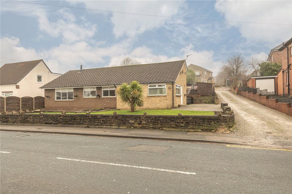 Additional image 2 of 3 bed bungalow for saleWhite Lee Road, Batley, West Yorkshire WF17