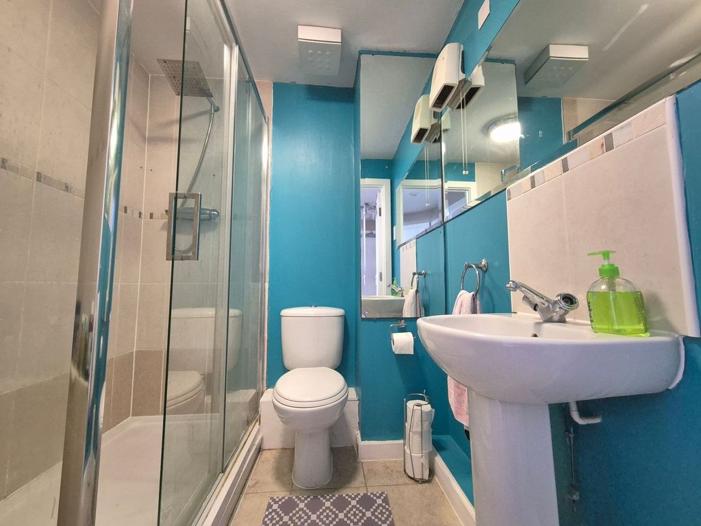 Additional image 8 of 2 bed flat for saleAdam Morris Way, Coalville LE67