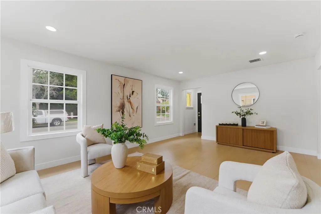 Additional image 13 of 2010 Golden Ave, Long Beach, CA 90806