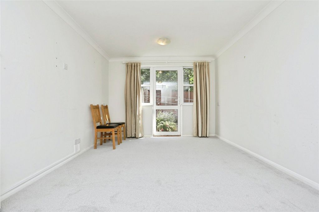 Additional image 2 of 1 bed flat for saleElmhurst Court, Woodbridge IP12